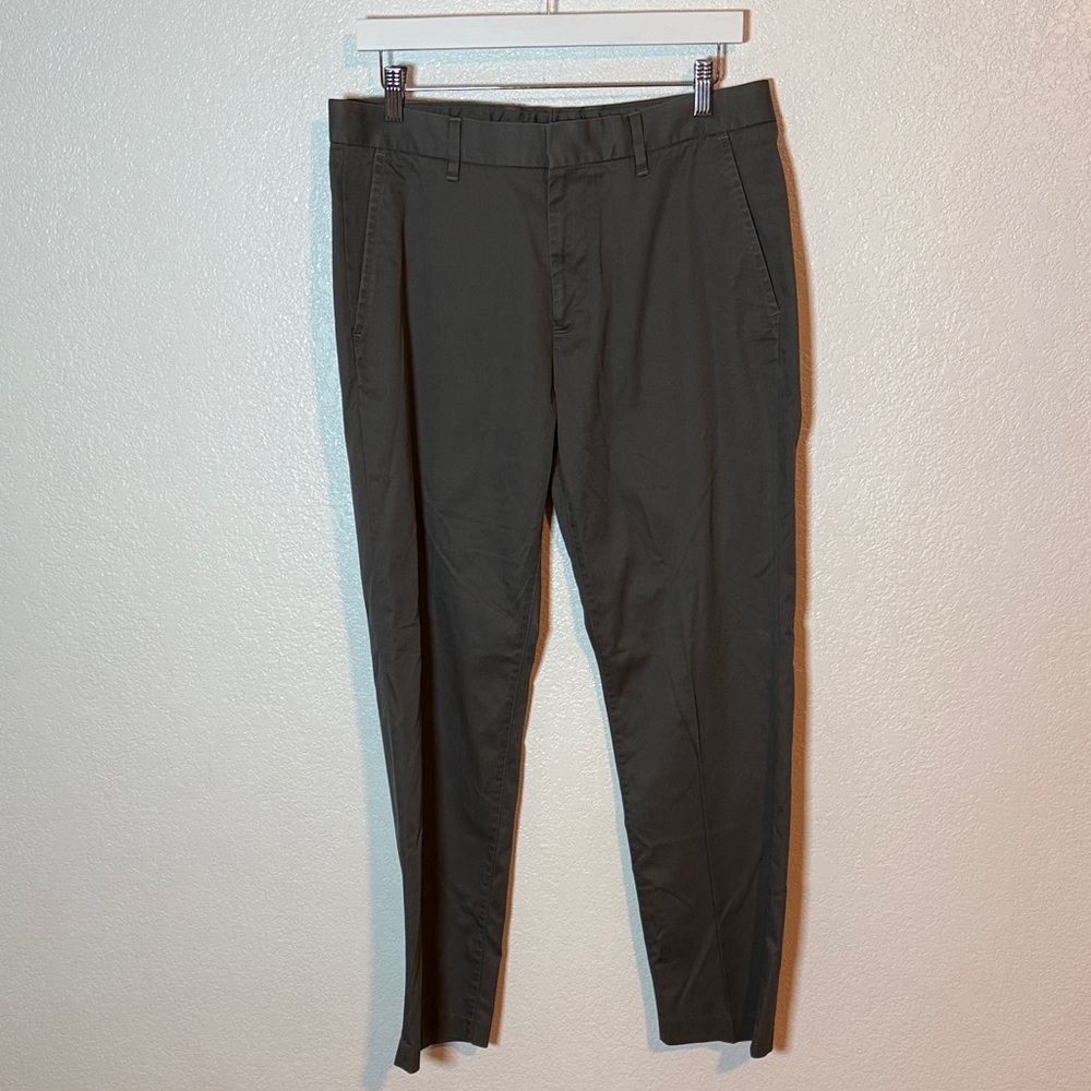 Bonobos Gray Friday Slim Chino Size 33/30